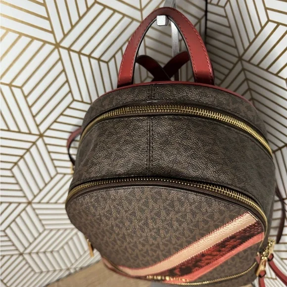 Michael Kors Rhea Medium Backpack EUC display picture 1